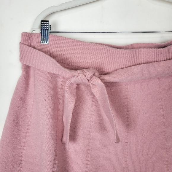Roolee Pink Knit Belted Mini Skirt NWT - Picture 6 of 9